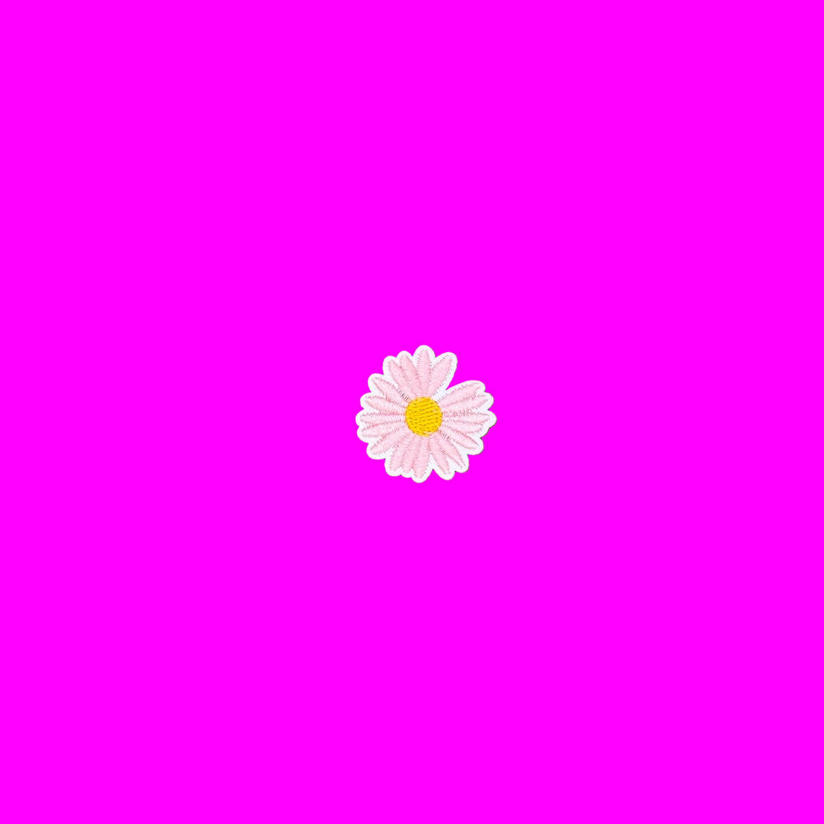 Mini blush daisy embroidered iron-on patch